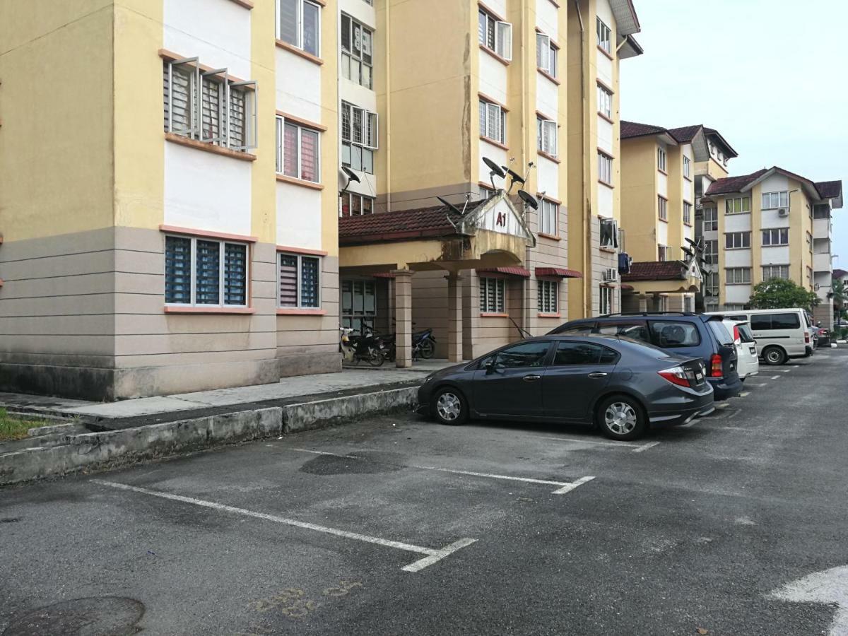 A1-04-03 Damiana Apartment Tanjong Malim Exterior foto